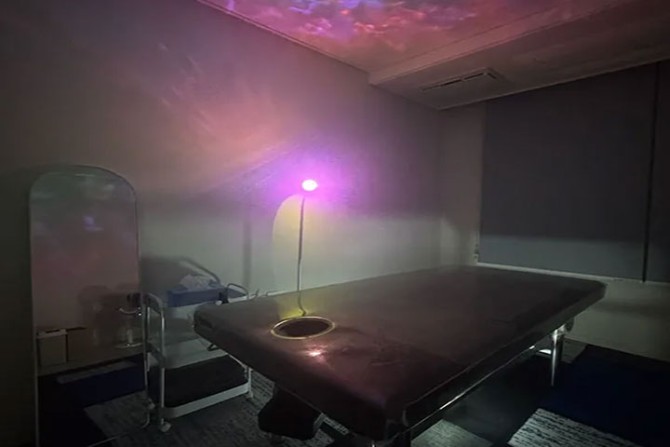 김포-핑크-1인샵-내부-전경